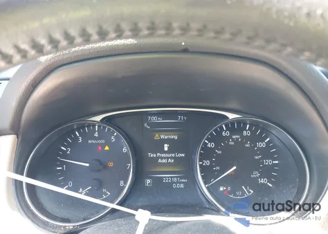 2016 Nissan Rogue Sl z USA, uszkodzony, nr VIN 5N1AT2MV2GC887182